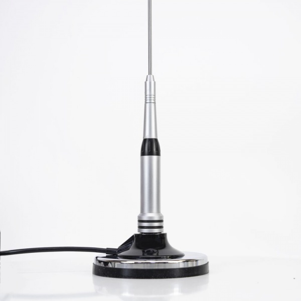 UHF PNI UF400 430-470 MHz PMR446 antenna with magnetic mount