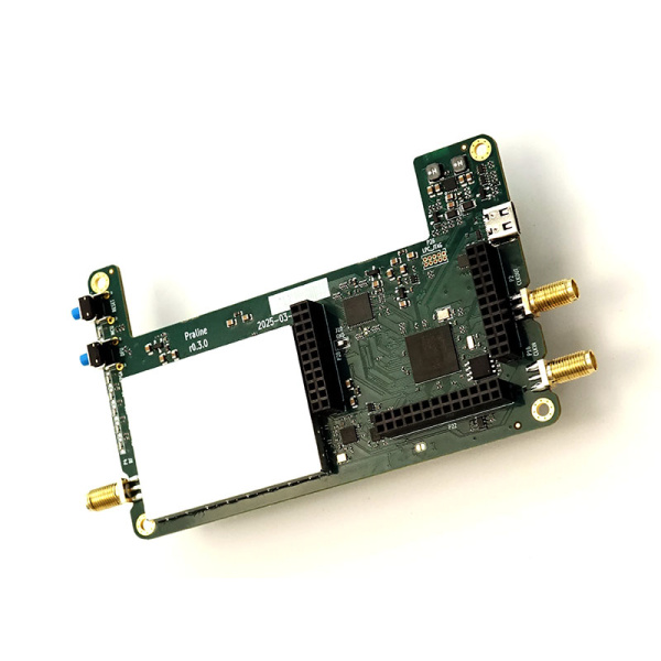 HackRF PRO SDR half-duplex transceiver with FPGA 100 kHz to 6 GHz